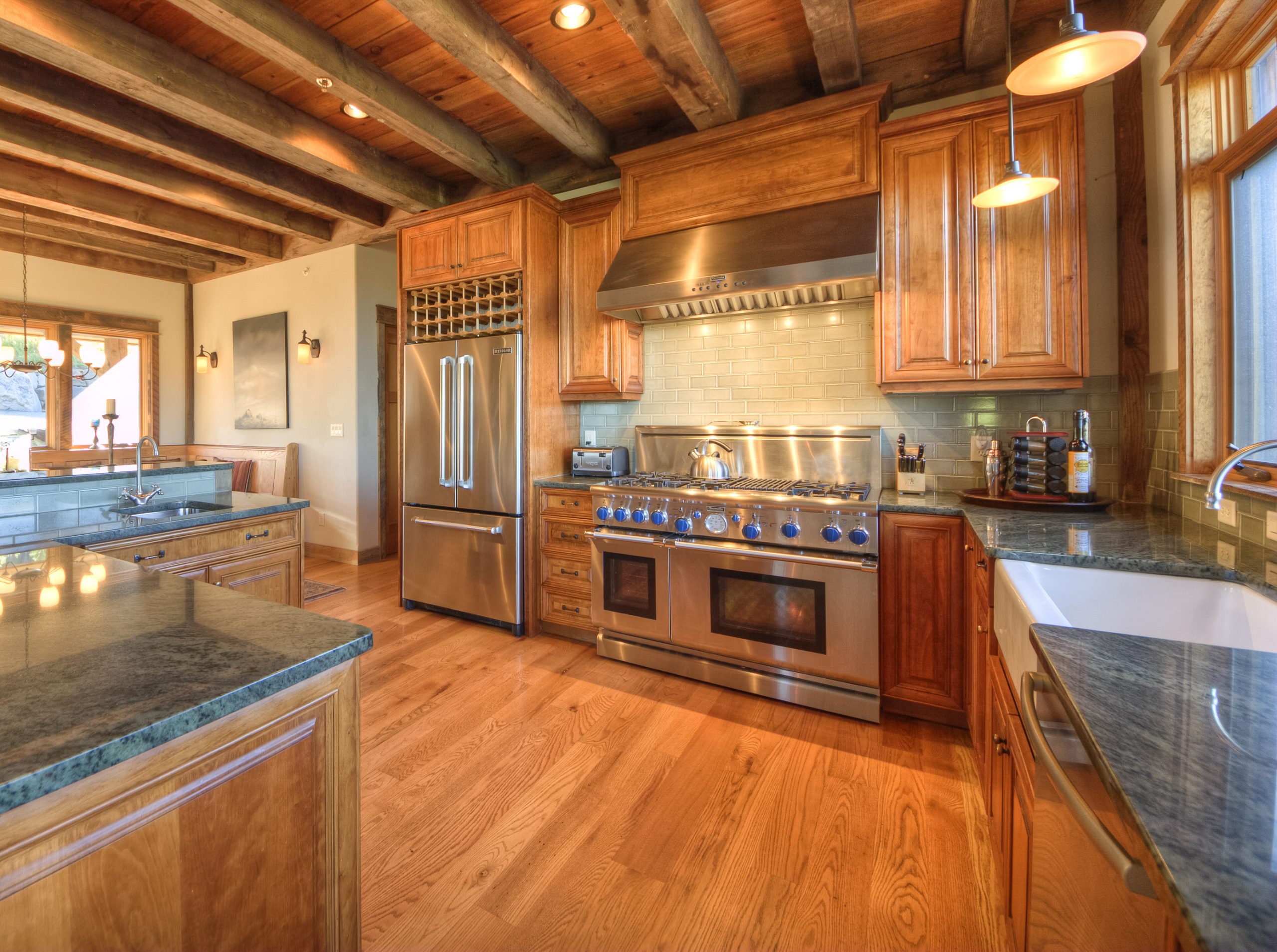 Picture of Thanksgiving Feasting: 5 Luxurious Villas with Dream Kitchens - Luxury ...