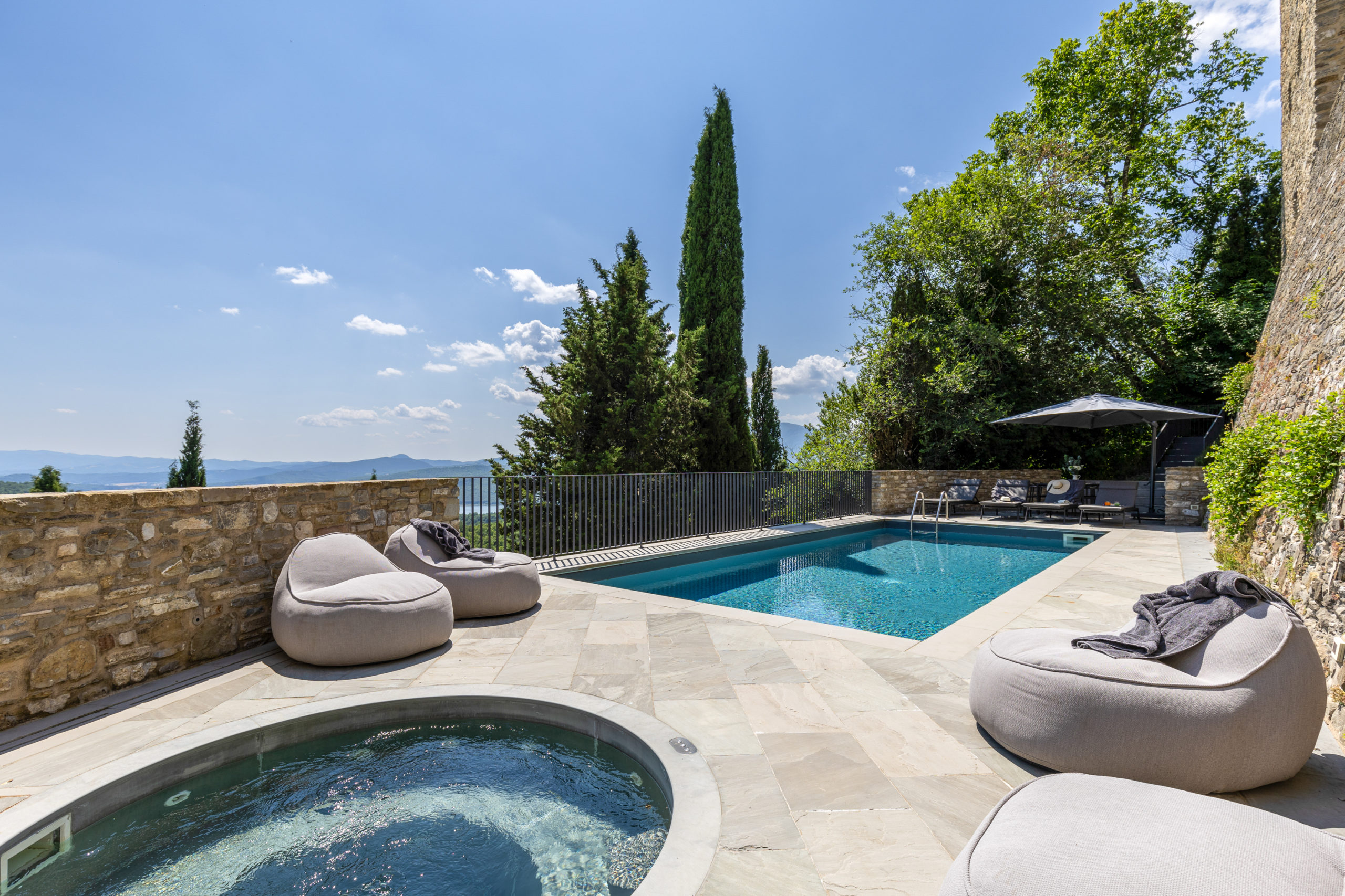 Manor Donato - Luxury Villas & Private Tours